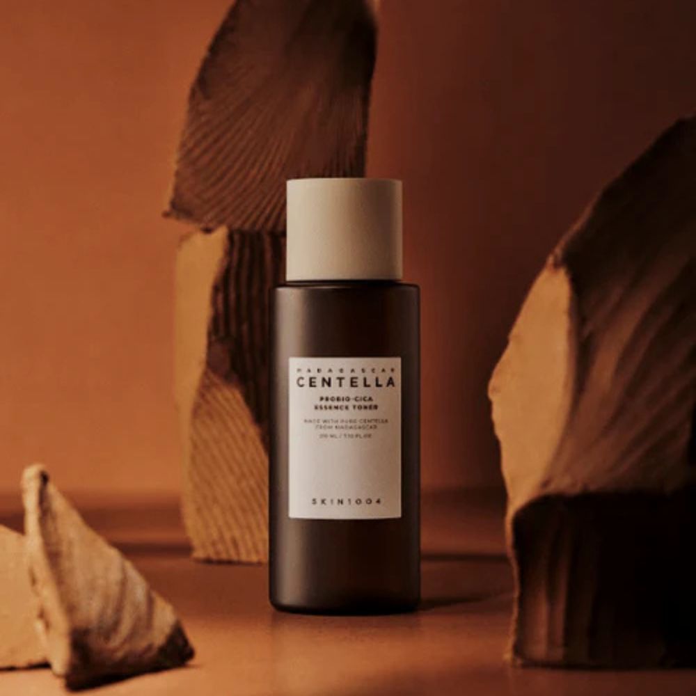 Skin 1004 Centella Probio-Cica Essence Toner 210ml